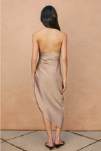 Load image into Gallery viewer, Nicole Dress
